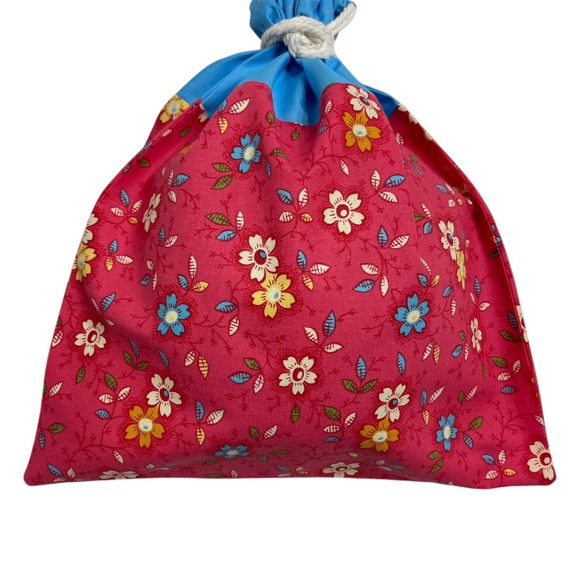 Red Floral Cotton Bread Bag, Reusable Sourdough Linen Bread Bag, Zero Waste Kitc - Picture 3 of 4